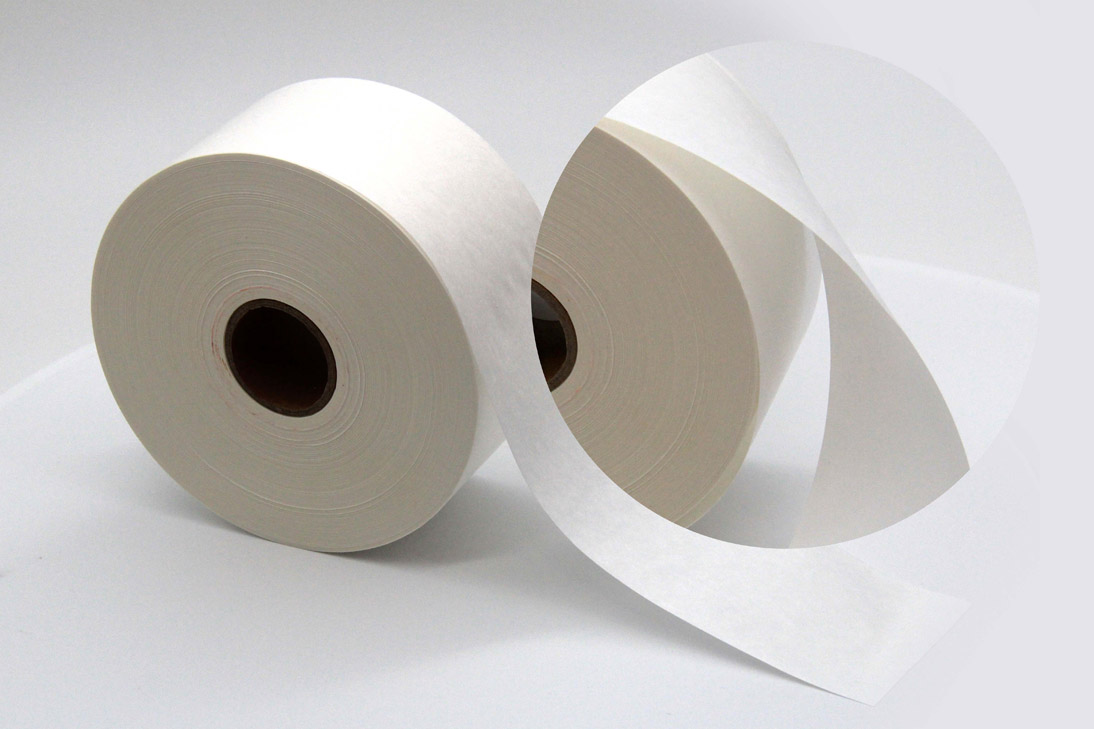 Recycelbares weißes, nassklebendes Papierklebeband